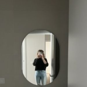 Meet your Posher, Ines